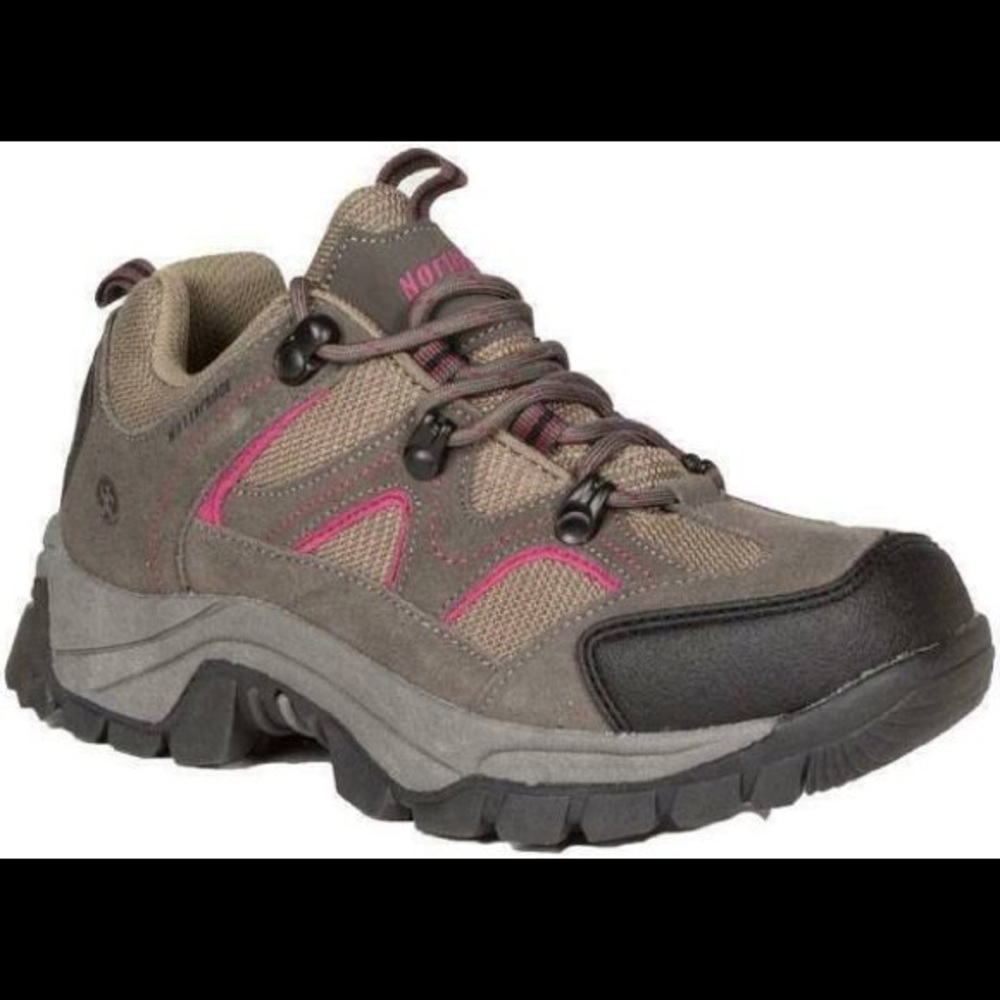 Northside waterproof hiking shoes size 8.5